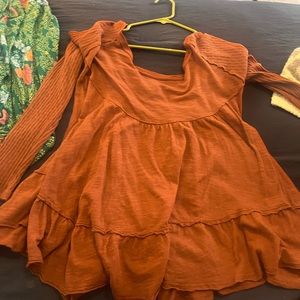 FREE PEOPLE flowy top